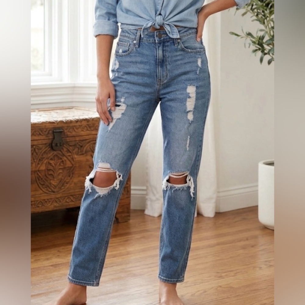 Hollister Distressed Straight-Leg Jeans - Blue
